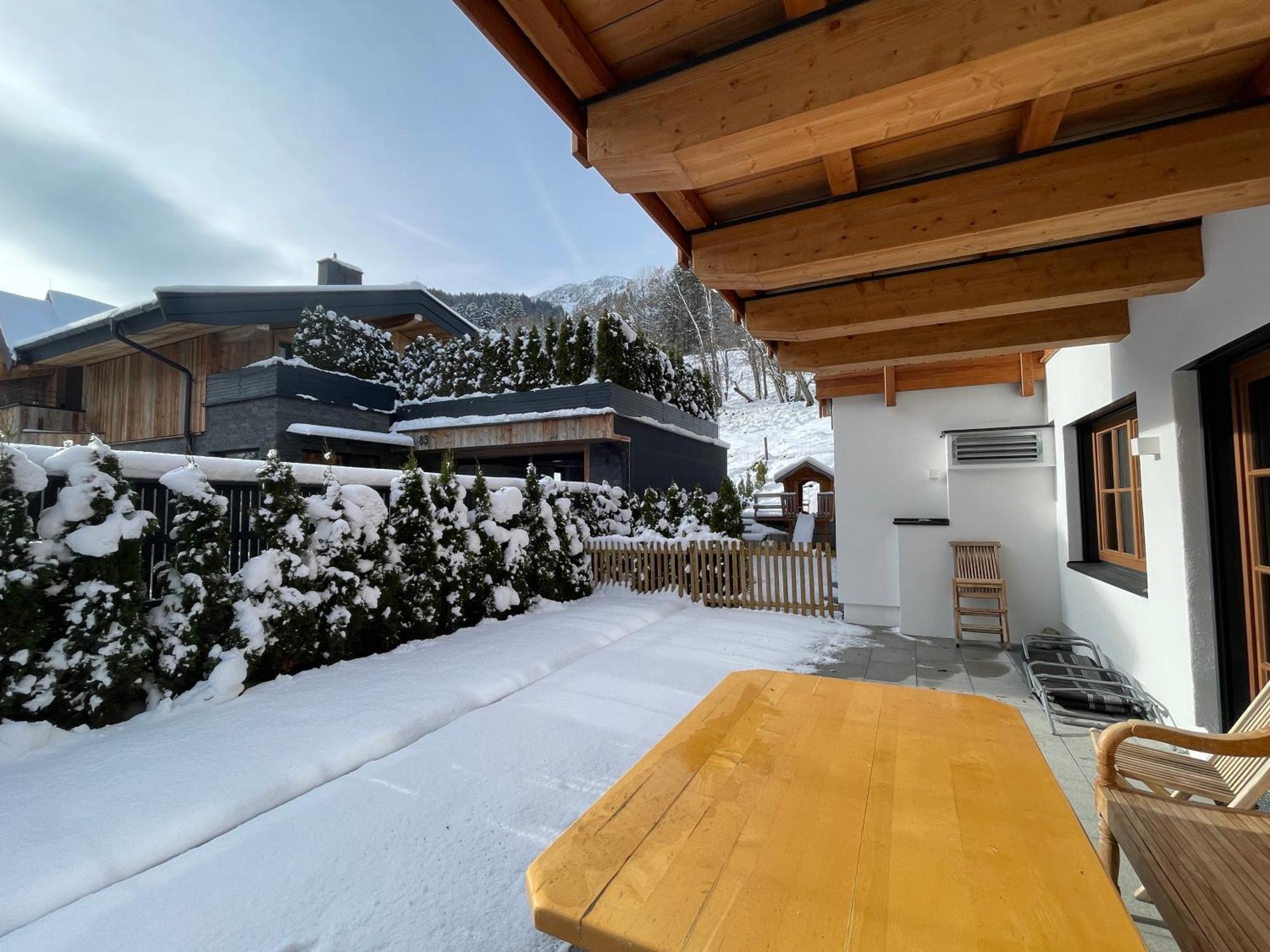 Garten Suite Kirchberg By Alpine Host Helpers Kirchberg in Tirol Exterior foto